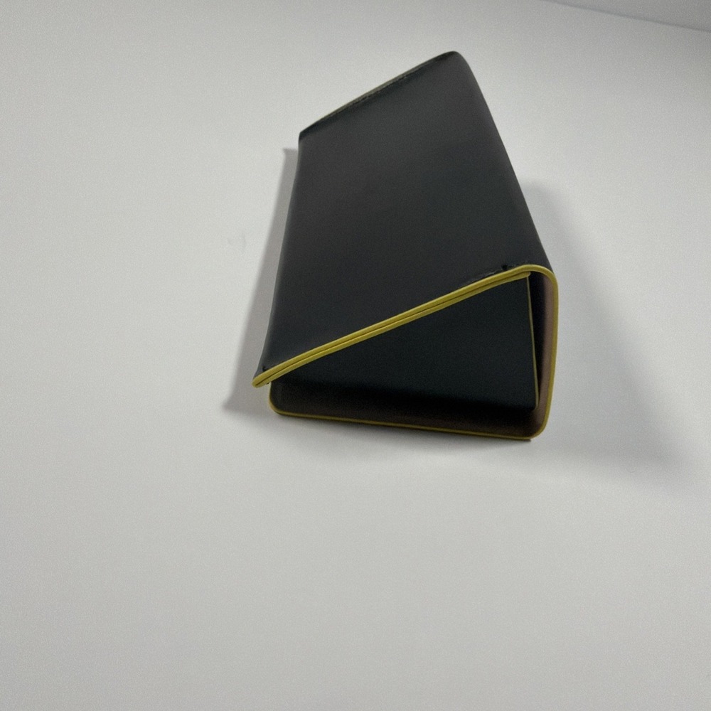 Fendi Sunglasses Case Clamshell Magnetic Triangular Black - Picture 5 of 9